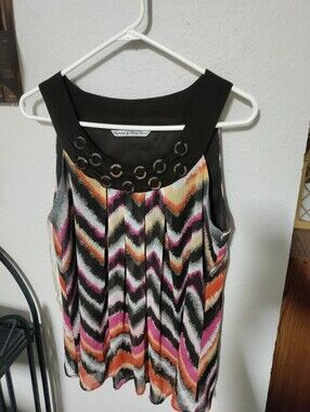 Signature By Larry Levine Blouse Size Medium